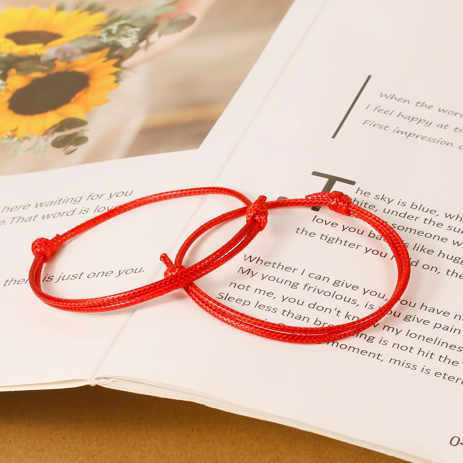SmileBelle Red String of Fate Bracelets, Valentines Day Gifts for Him Matching Bracelets Couples Gift Red Bracelets for Her Good Luck Long Distance Anniversary Boyfriend Girlfriend Valentine Jewelry