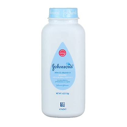 Johnson's Baby Powder, Naturally Derived Cornstarch with Aloe & Vitamin E for Delicate Skin, Hypoallergenic and Free of Parabens, Phthalates, and Dyes for Gentle Baby Skin Care, 15 oz