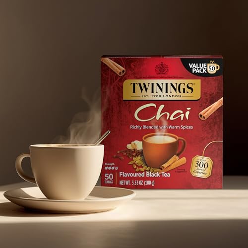 Twinings English Breakfast Black Tea, 100 Individually Wrapped Tea Bags, Smooth, Flavourful, Robust, Caffeinated, Enjoy Hot or Iced