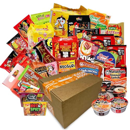 FOODIE BOXX Asian Instant Ramen Noodles Variety Pack with Cookies & Chopsticks (Dry)