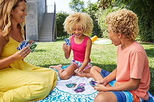 Mattel Games UNO Flip! Splash Card Game for Kids, Adults & Game Night with Water-Resistant Double-Sided Cards