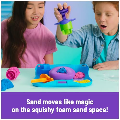 Kinetic Sand Ultimate Sandisfying Set, 2lb of Pink, Yellow and Teal Play Sand, 10 Molds and Tools, Sensory Toys for Kids Ages 7+