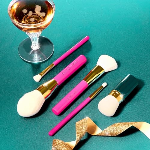 LAURA GELLER NEW YORK Retractable Airbrush Kabuki Brush for All Face Makeup & Foundation for Liquid, Cream and Powder Face Makeup With Aluminum Handle