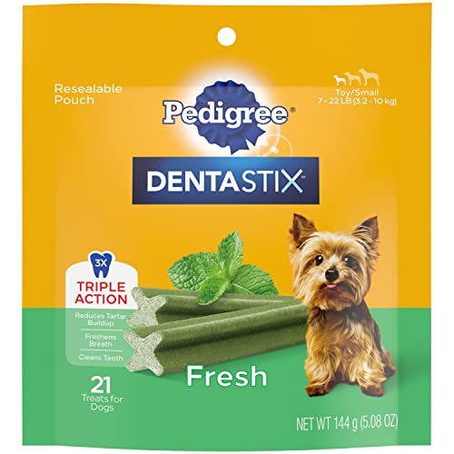 PEDIGREE DENTASTIX Dual Flavor Small Dog Dental Treats, Bacon & Chicken Flavors Dental Bones, 5.08 oz. Pack (24 Treats)