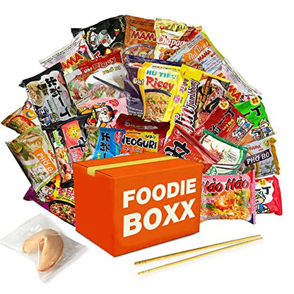 FOODIE BOXX Asian Instant Ramen Noodles Variety Pack with Cookies & Chopsticks (Dry)