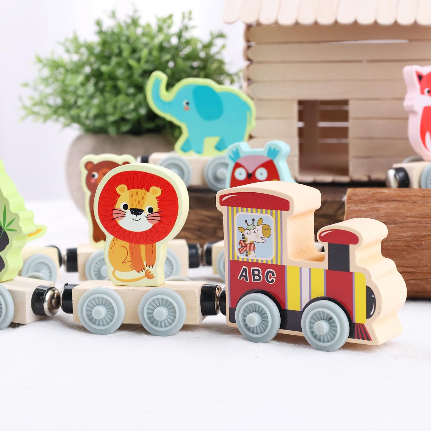 AMOR PRESENT 11PCS Magnetic Wooden Sea Animal Train Set, Montessori Toys for Toddlers Ocean Animal Toys for Preschool Learning Activities Birthday Gifts for Kids