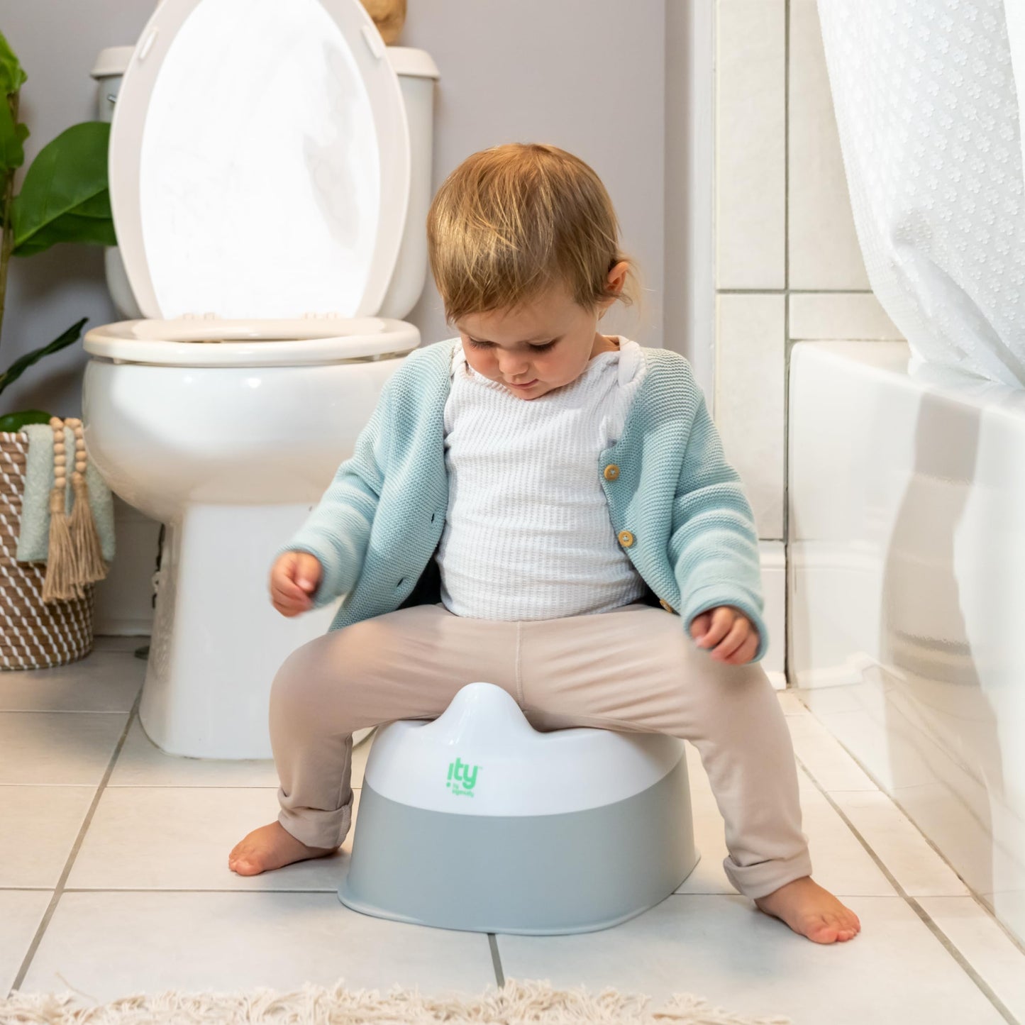 Ingenuity: ity by Ingenuity Flip & Sit Potty Seat (White) – Easy to Set Up & Remove Potty Training Seat That Attaches to Adult Toilet Seat