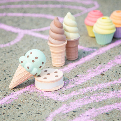 Melissa & Doug Ice Cream & Cake Chalk Set - Arts And Crafts For Kids, Sidewalk Chalk For Kids Ages 3+