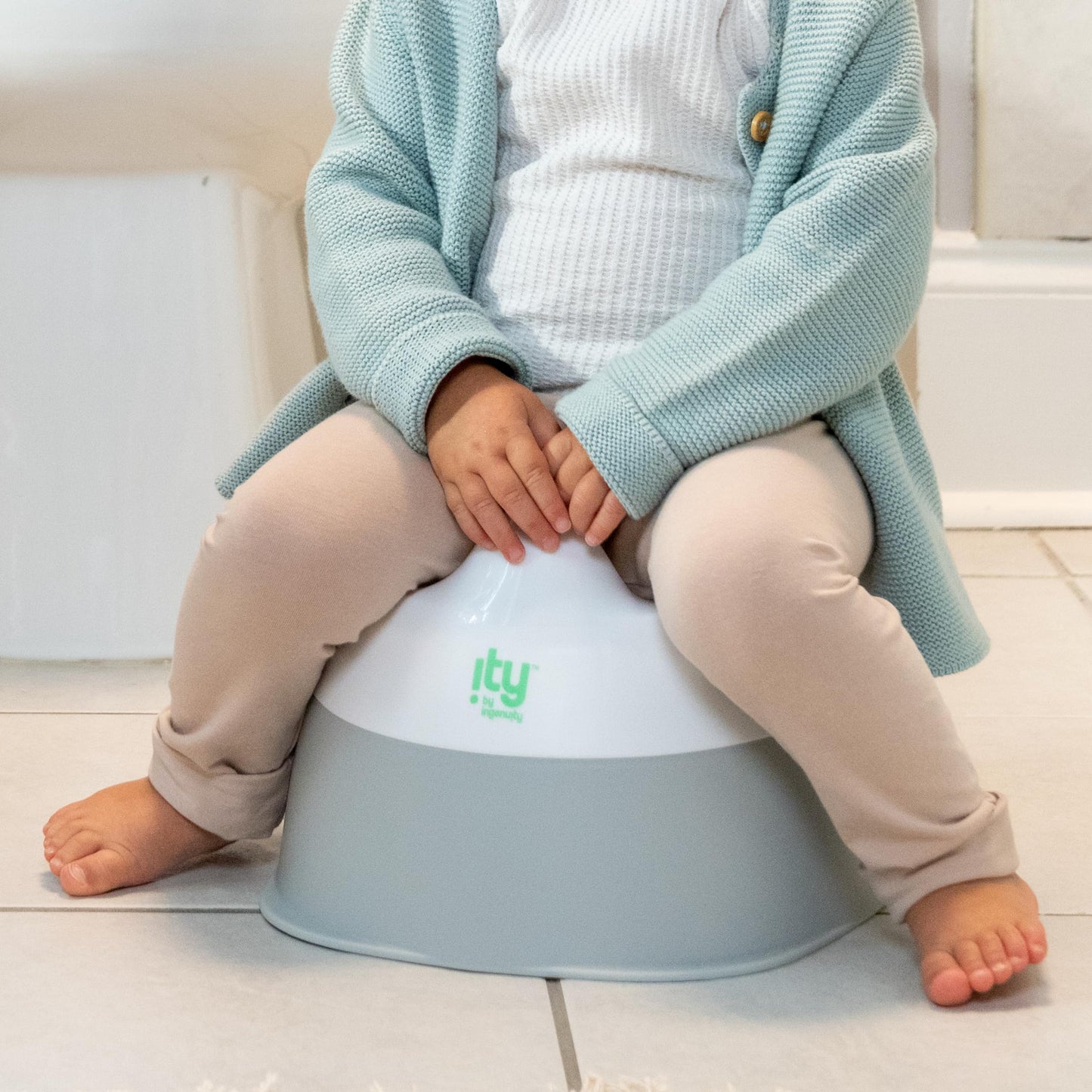 Ingenuity: ity by Ingenuity Flip & Sit Potty Seat (White) – Easy to Set Up & Remove Potty Training Seat That Attaches to Adult Toilet Seat