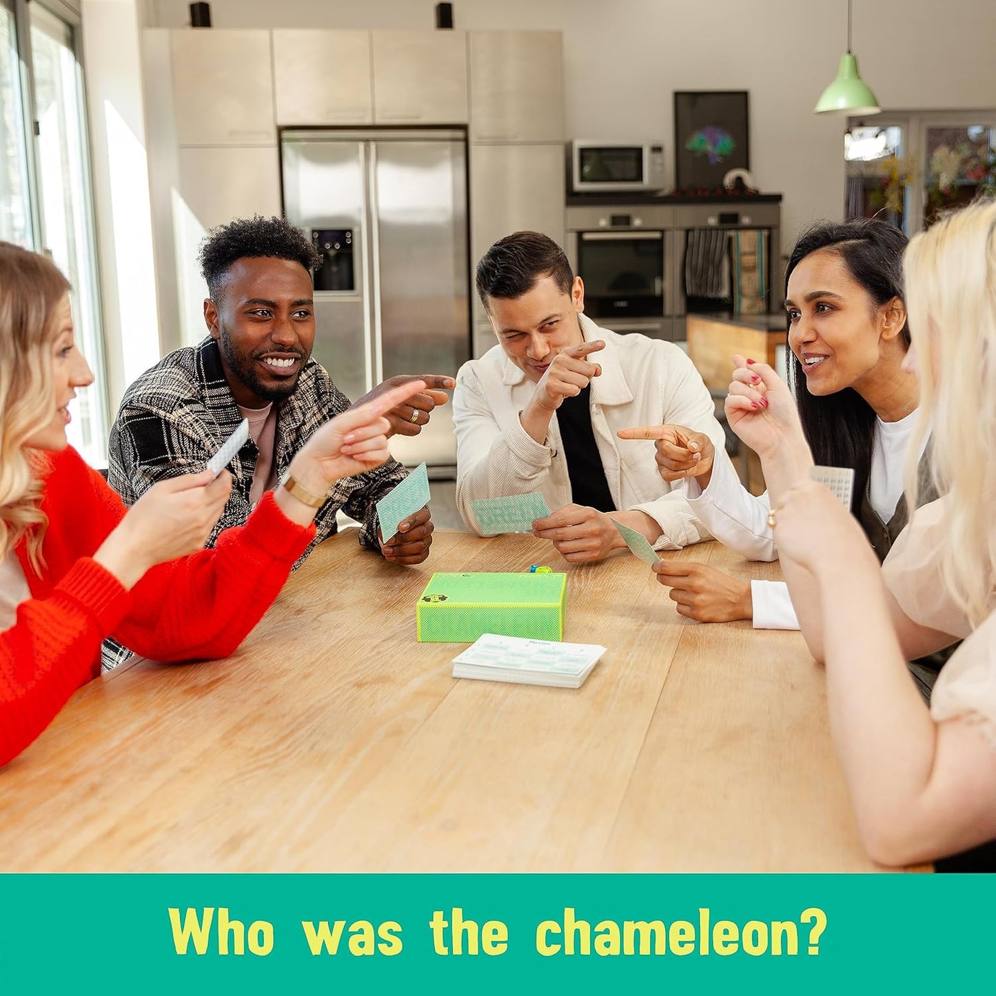 The Chameleon, Award-Winning Board Game for Families & Friends for 3-8 Players