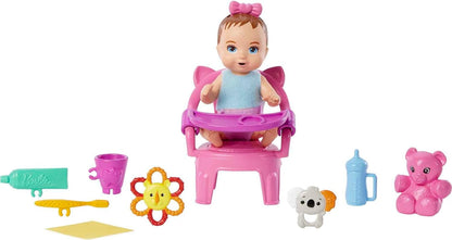 Barbie Skipper Babysitter First Tooth Playset with Skipper Doll, Baby Doll with Tooth Feature, Booster Seat and 8 Accessories