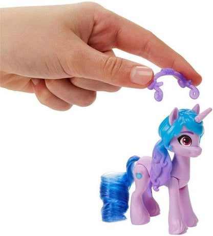 My Little Pony: Make Your Mark Toy Cutie Magic Izzy Moonbow - 3-Inch Hoof to Heart Pony with Surprise Accessories, Kids Ages 5 and Up