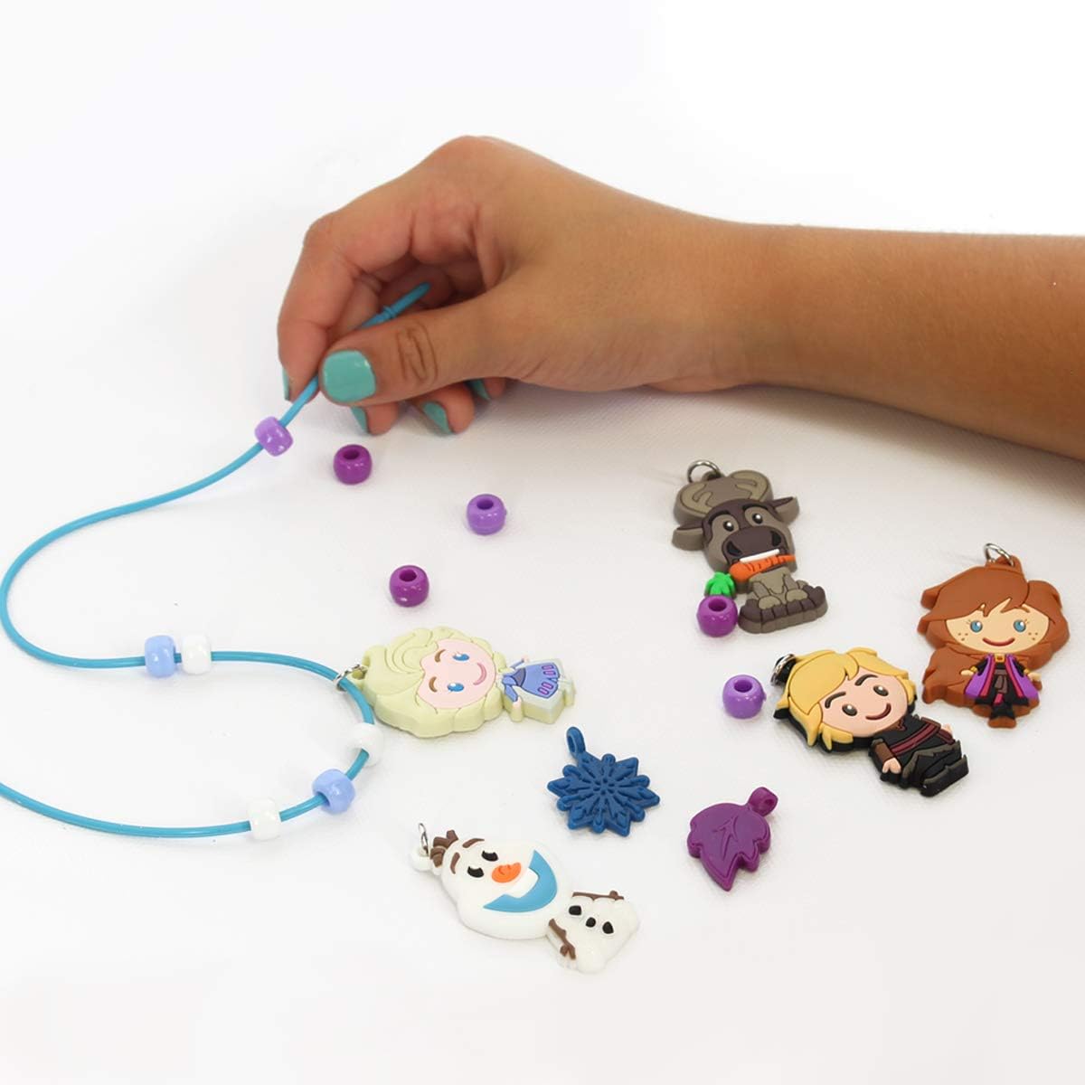 Tara Toy Frozen 2 Necklace Activity Set