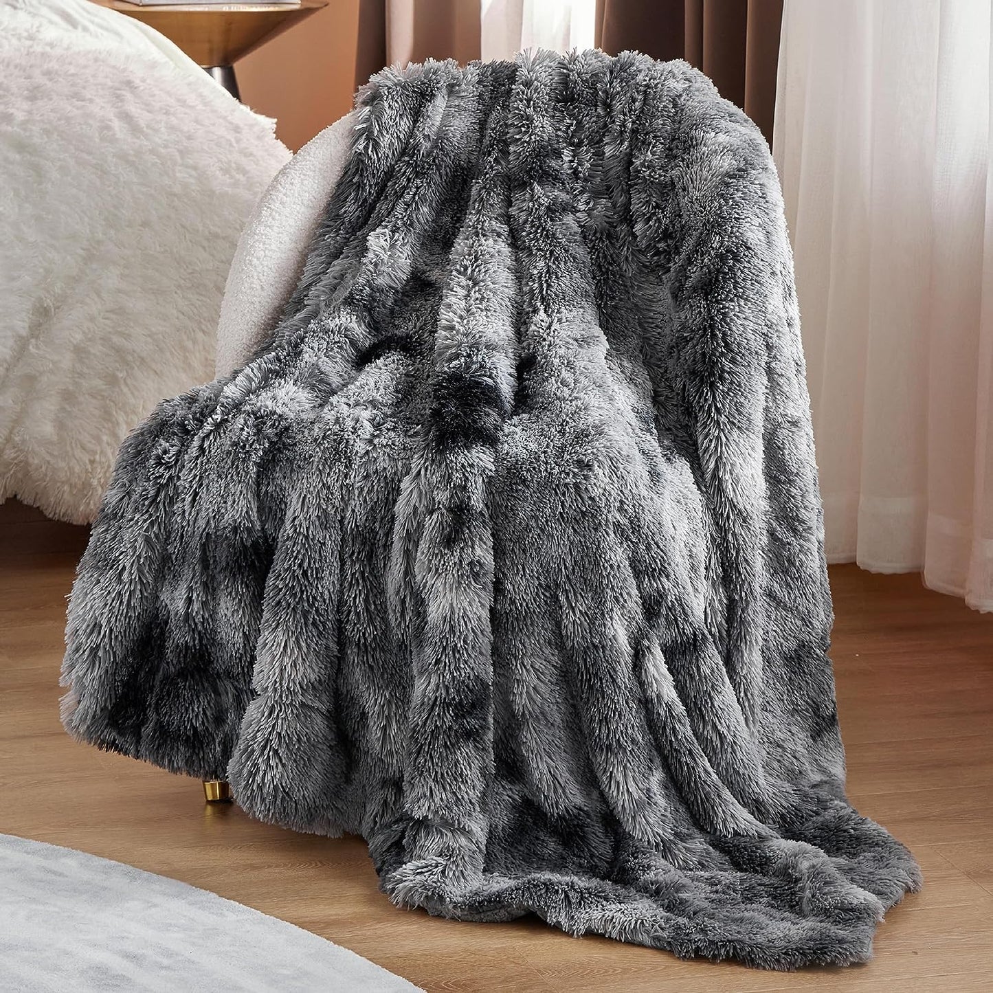 Bedsure Soft Fuzzy Faux Fur Throw Blanket Grey – Cozy, Fluffy, Plush Sherpa Fleece Blanket, Furry, Shaggy Blanket for Couch, Bed, Sofa, Thick Warm Blankets for Women, 50x60 Inches, 640 GSM