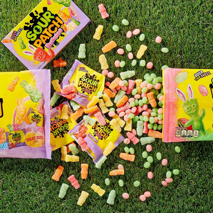 SOUR PATCH KIDS Bunnies Soft & Chewy Easter Candy, 18 Snack Packs